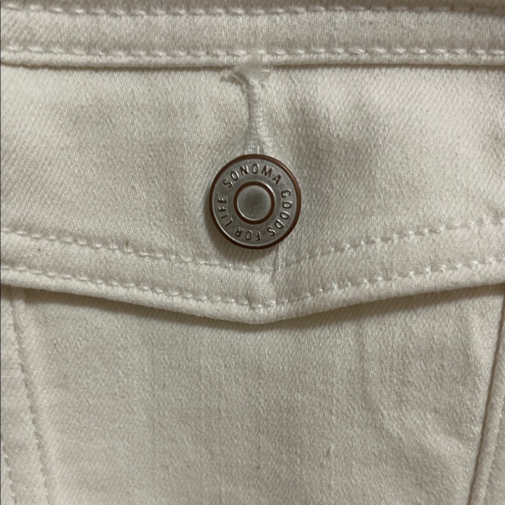White Jean Jacket Denim Coat Size Small Button Down Pockets Classic Staple - Picture 7 of 16
